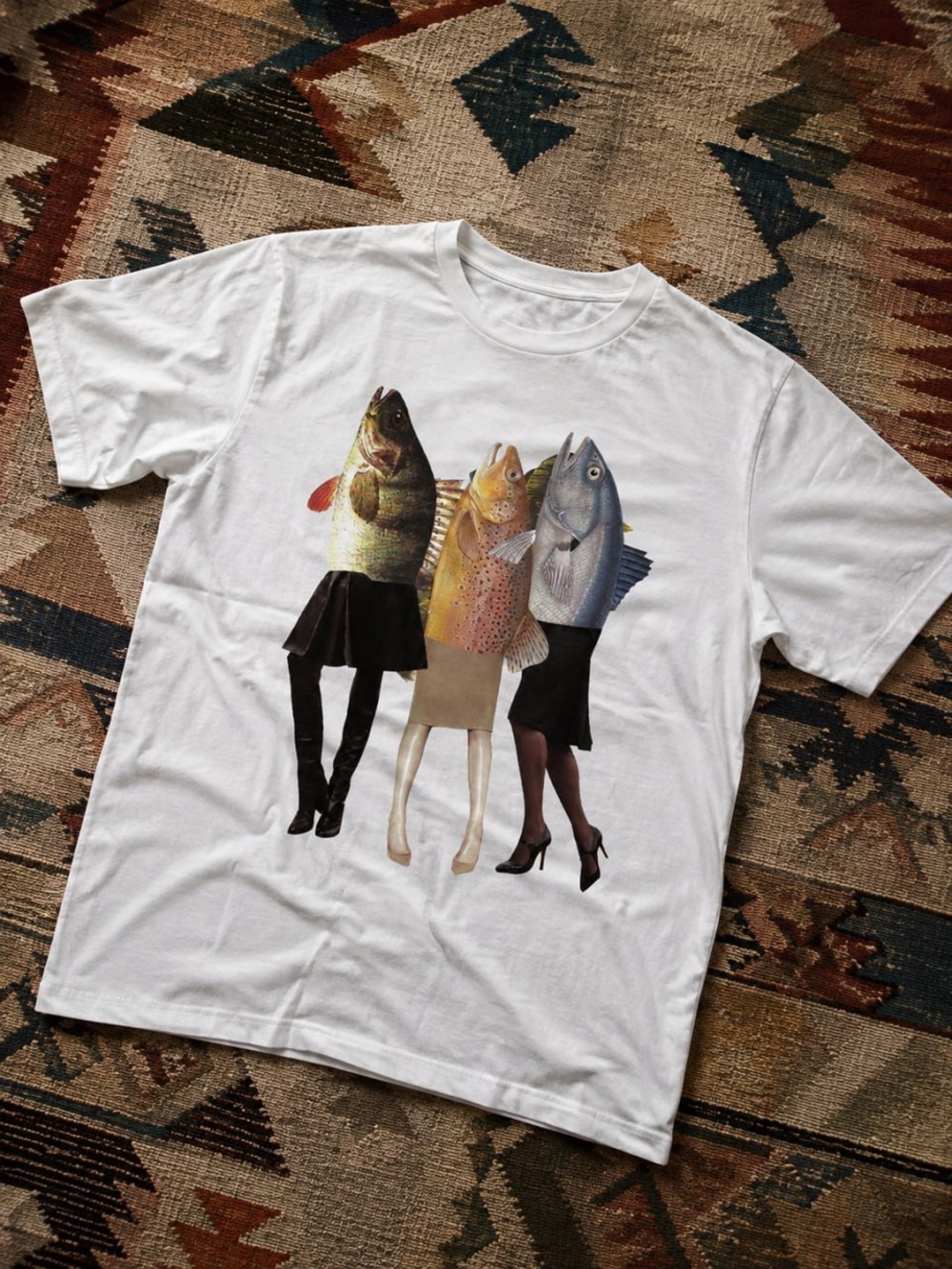 Gildan White Novelty Fish Trio Graphic Tee - Picture 2 of 2